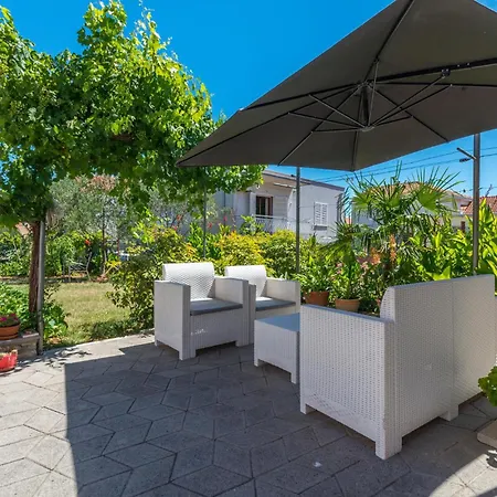2 Bedroom Gorgeous In Апартаменты