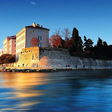 ładny W Zadarze Z Wifi Zadar
